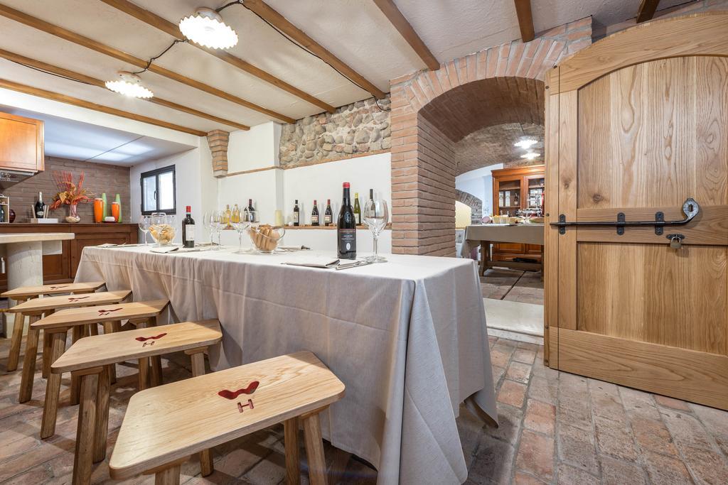 Hotel Villa Malaspina Castel d'Azzano Exteriör bild